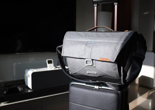 Peak Design Everyday Messenger V2 Review